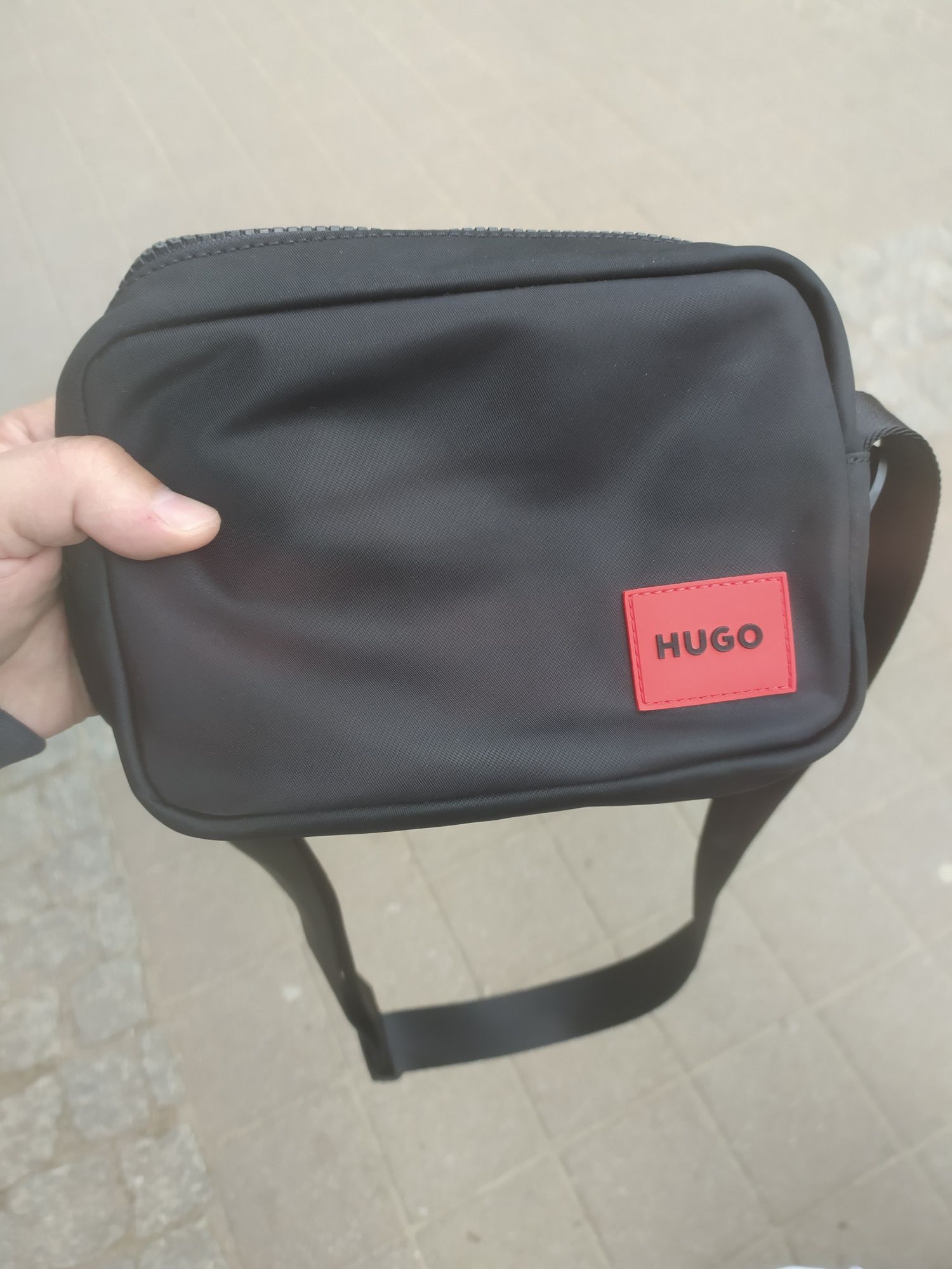 Hugo Boss. NOWA! Nerka na ramię/saszetka/torebka.