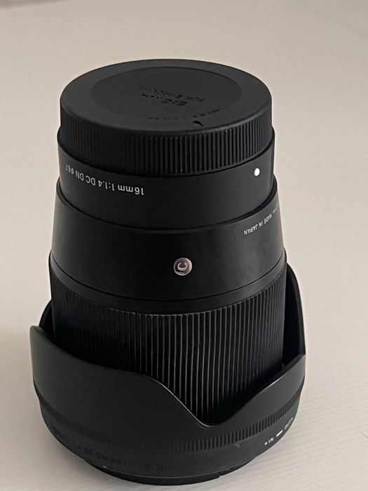 Sigma 16mm f/1.4 DC DN (Sony E / APS-C)