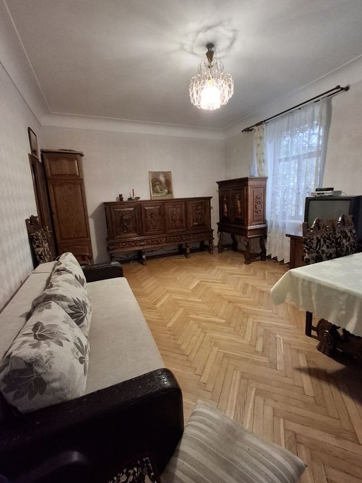 Здам 2 к, центр,без комісії,В.Вінниченко 7