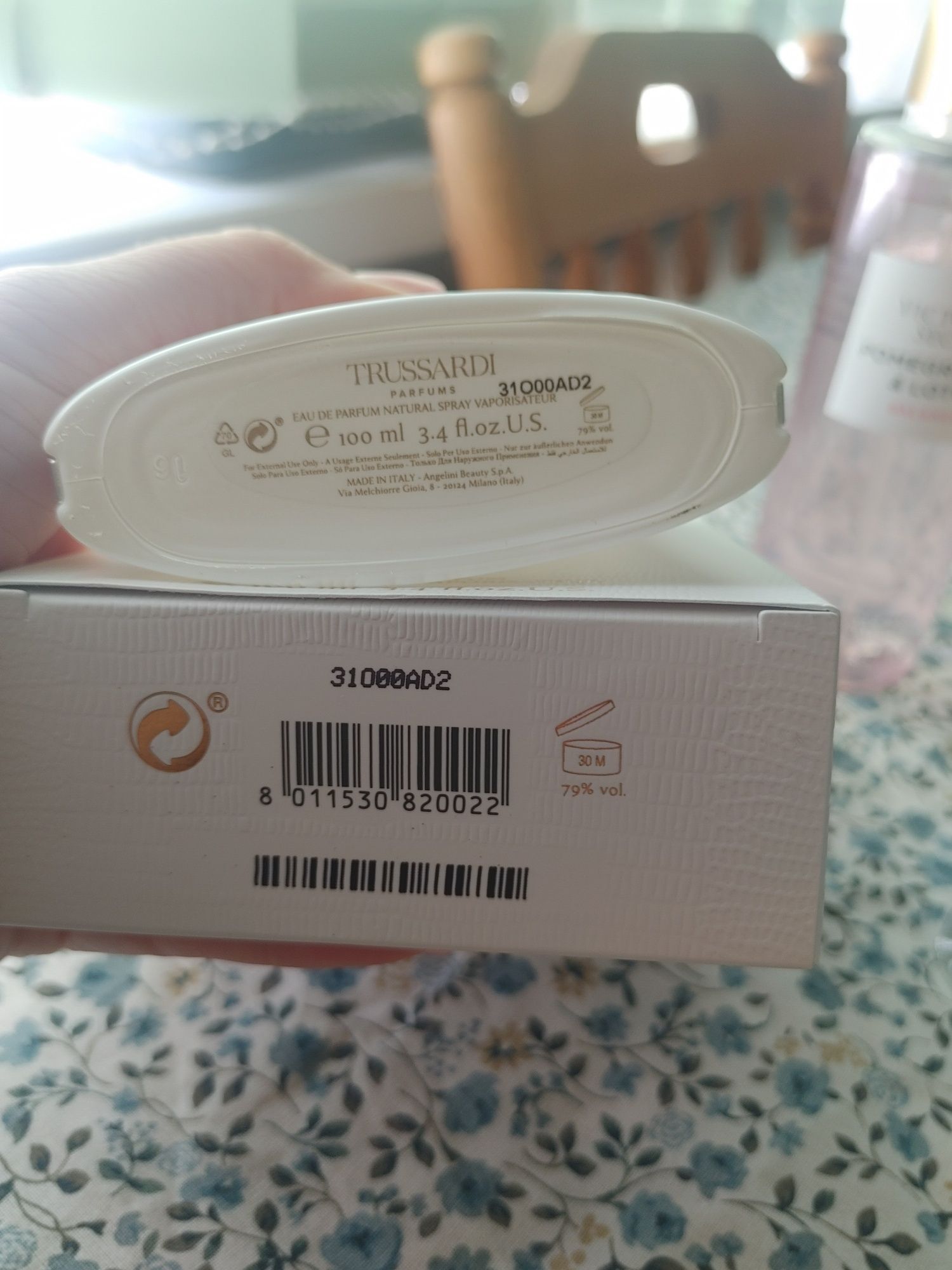 Парфумована вода, духи TRUSSARDI Donna
