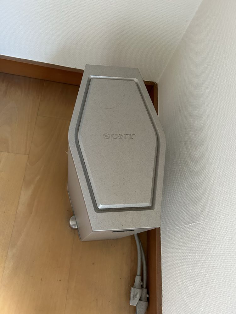 Subwoofer sony .