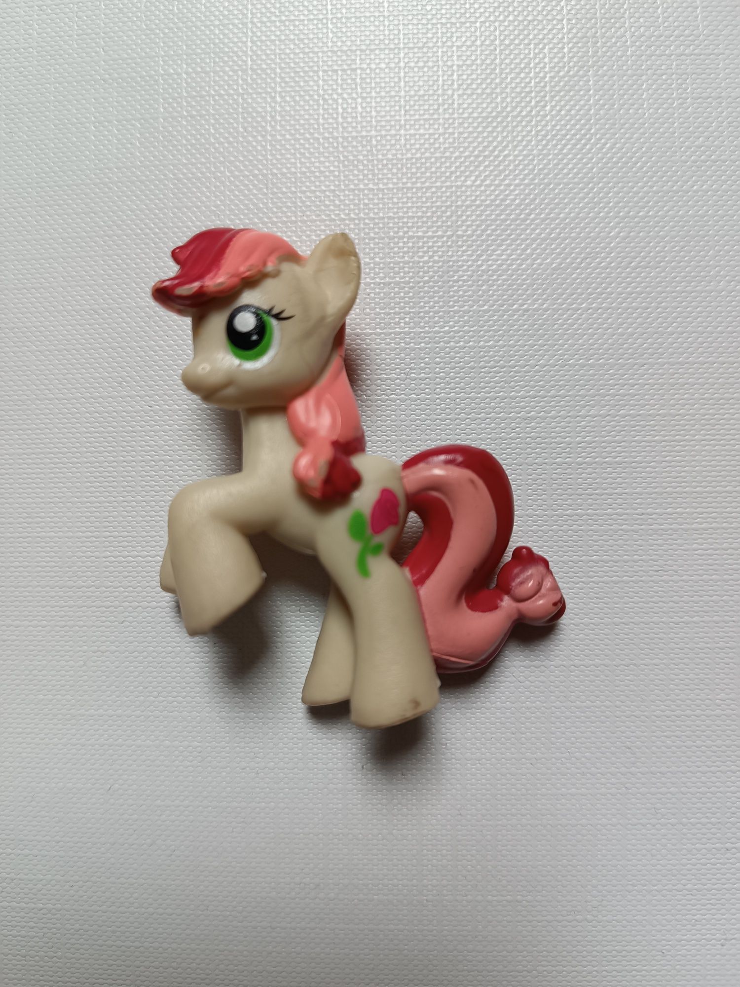 Figurka kucyk MLP my little pony konik różyczka