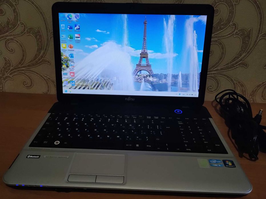 Fujitsu Lifebook A531,i5-2450M,ОП-12Гб/SSD/HDD/ліц.Win11