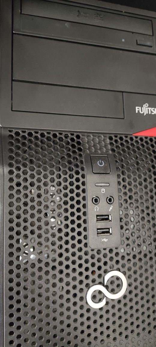 computadore PC  Fujitsu Gamer Intel Core i5  8GB   quadro 2000Ddr5