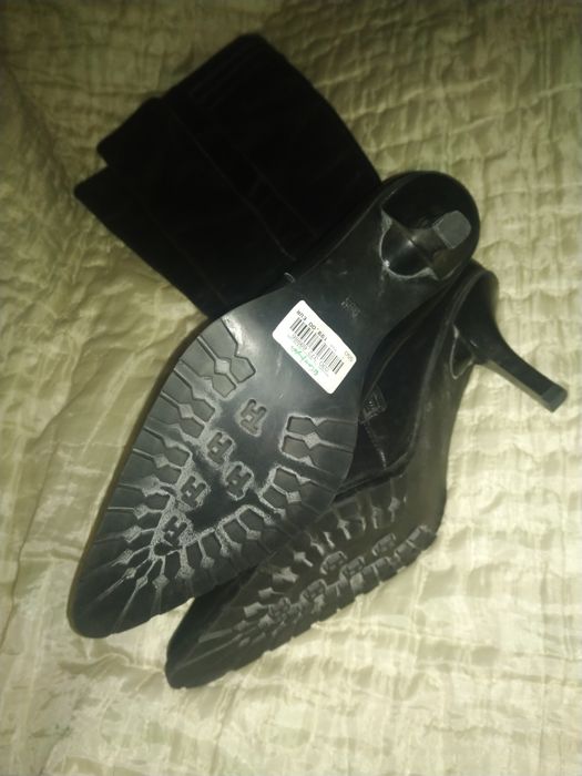 Tommy Hilfiger шкіряні жіночі 38 розмір чобітки сапоги сапожки підбори