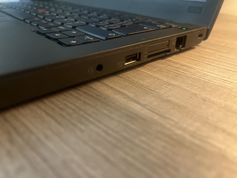 Lenovo ThinkPad x270 i5 8/120 GB