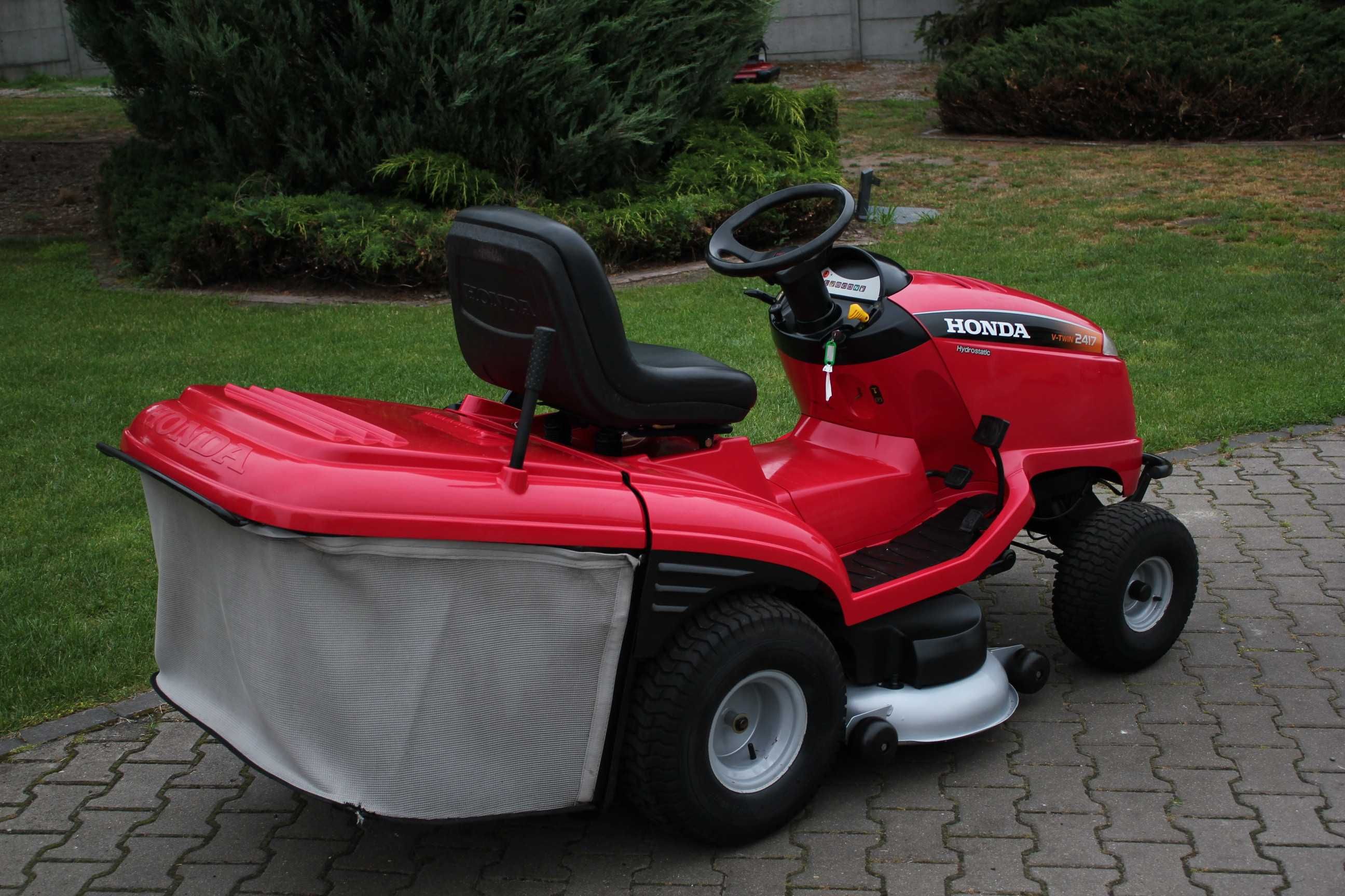 Honda 2417 V2  TRAKTOREK Kosiarka