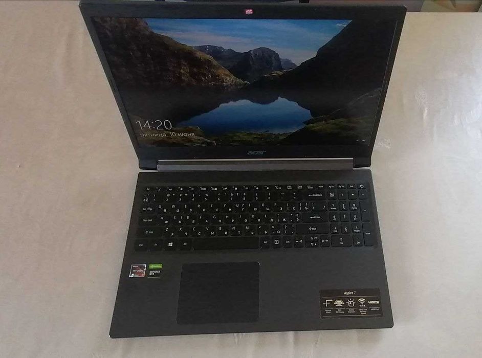 Laptop Acer Aspire 7 A715-42G-R0VS