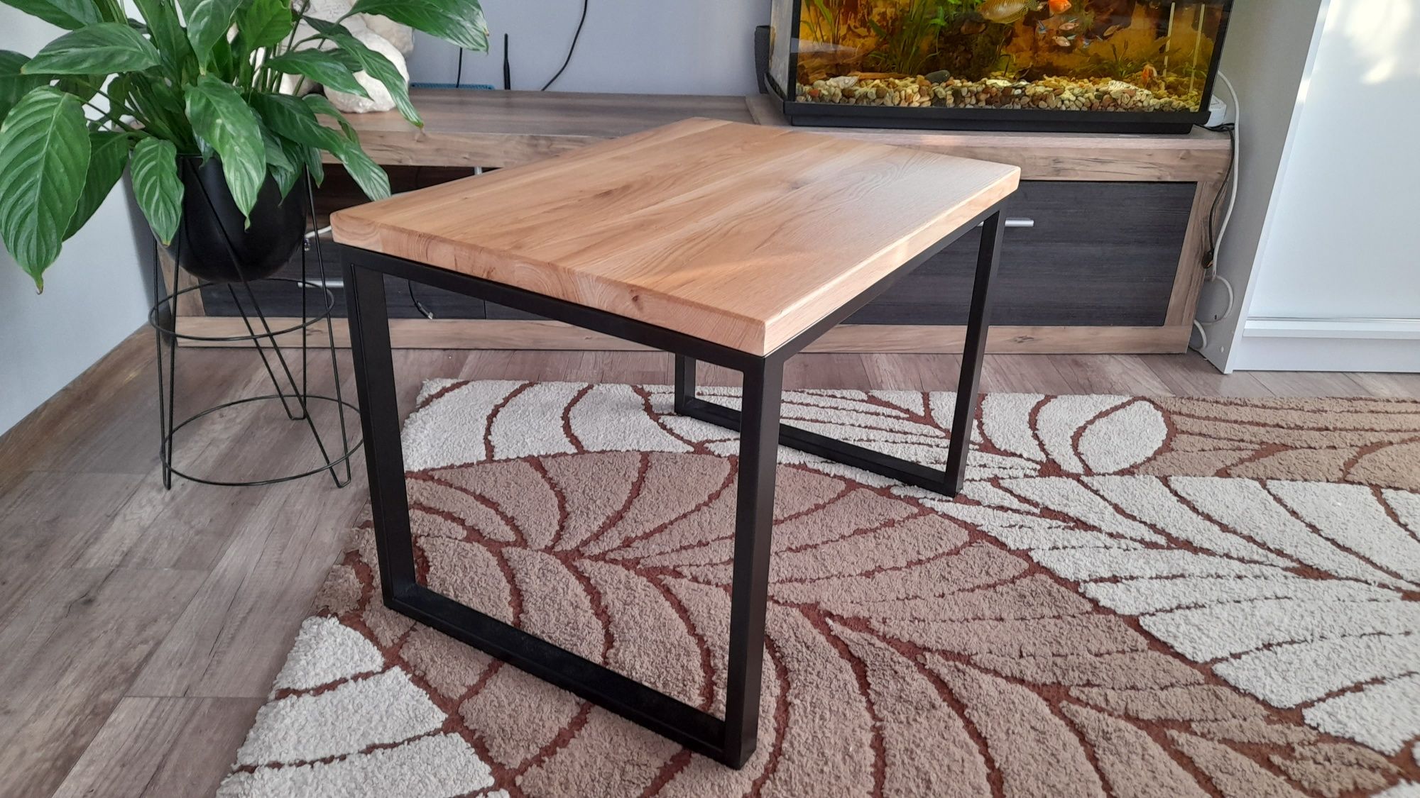 Stolik kawowy loft z litego drewna dębowego