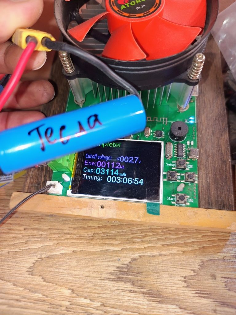 Акумулятори 3100mAh Tesla 18650 24 рік панасонік + стальний