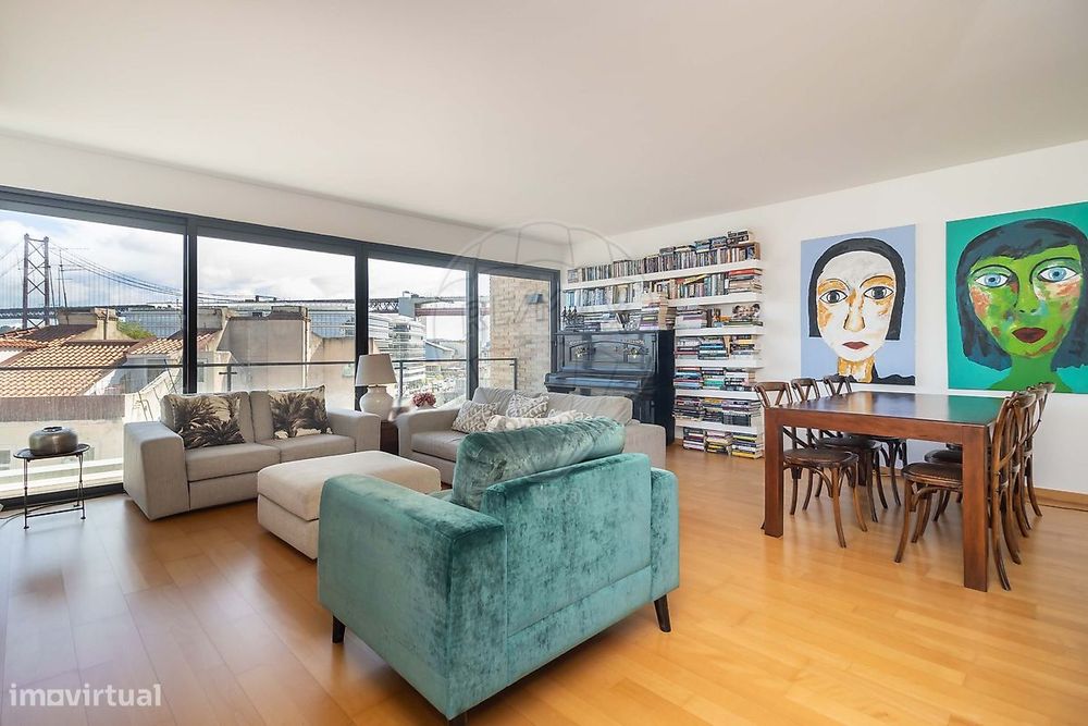 Apartamento T4 para venda