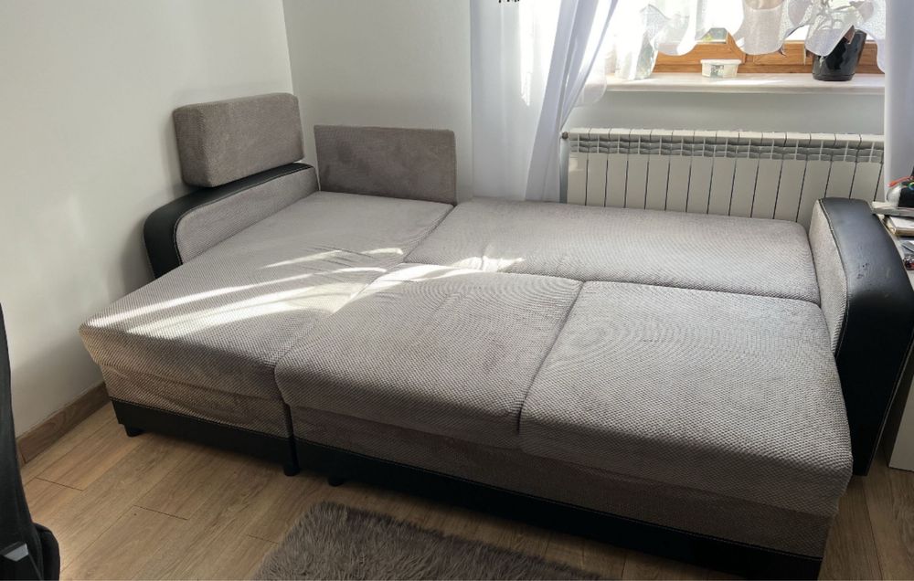 Rogówka z funkcją spania pluszowa szara