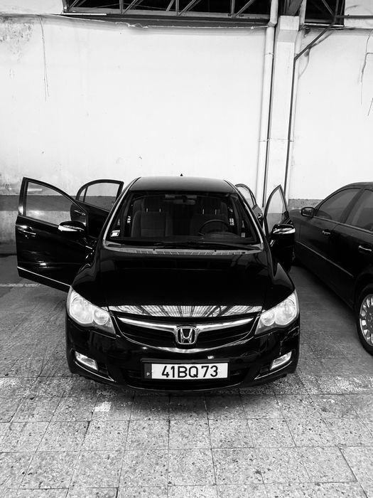 Honda civic impecável