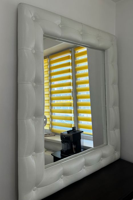 Дзеркало в салон