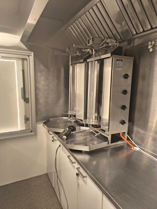 Przyczepa gastronomiczna kebab NIEWIADÓW B3500