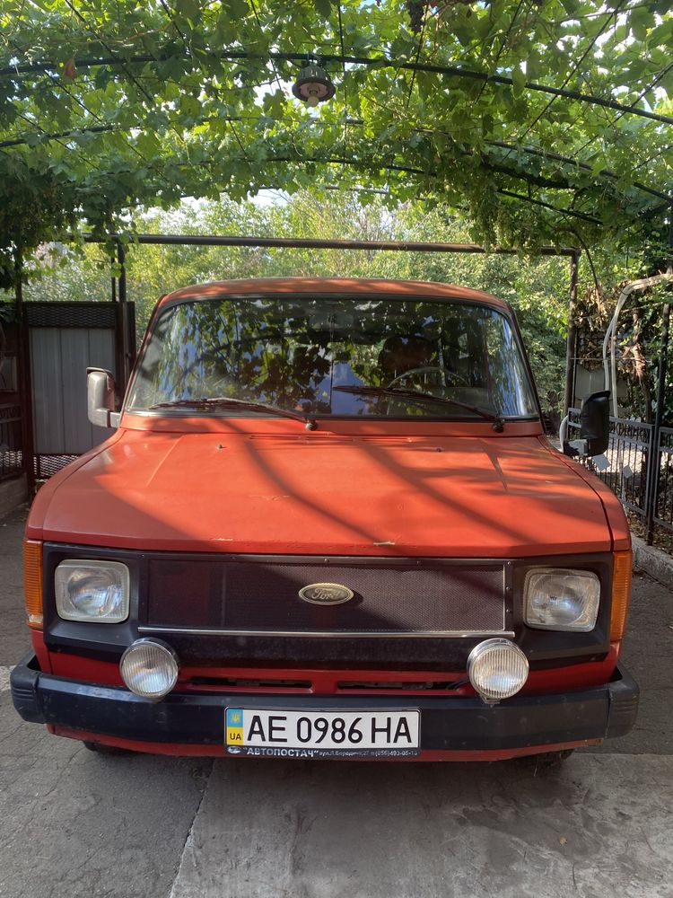 Форд Транзит супер ретро автомобіль