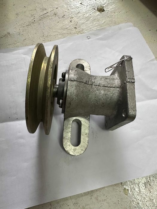 Шкив з приводом.