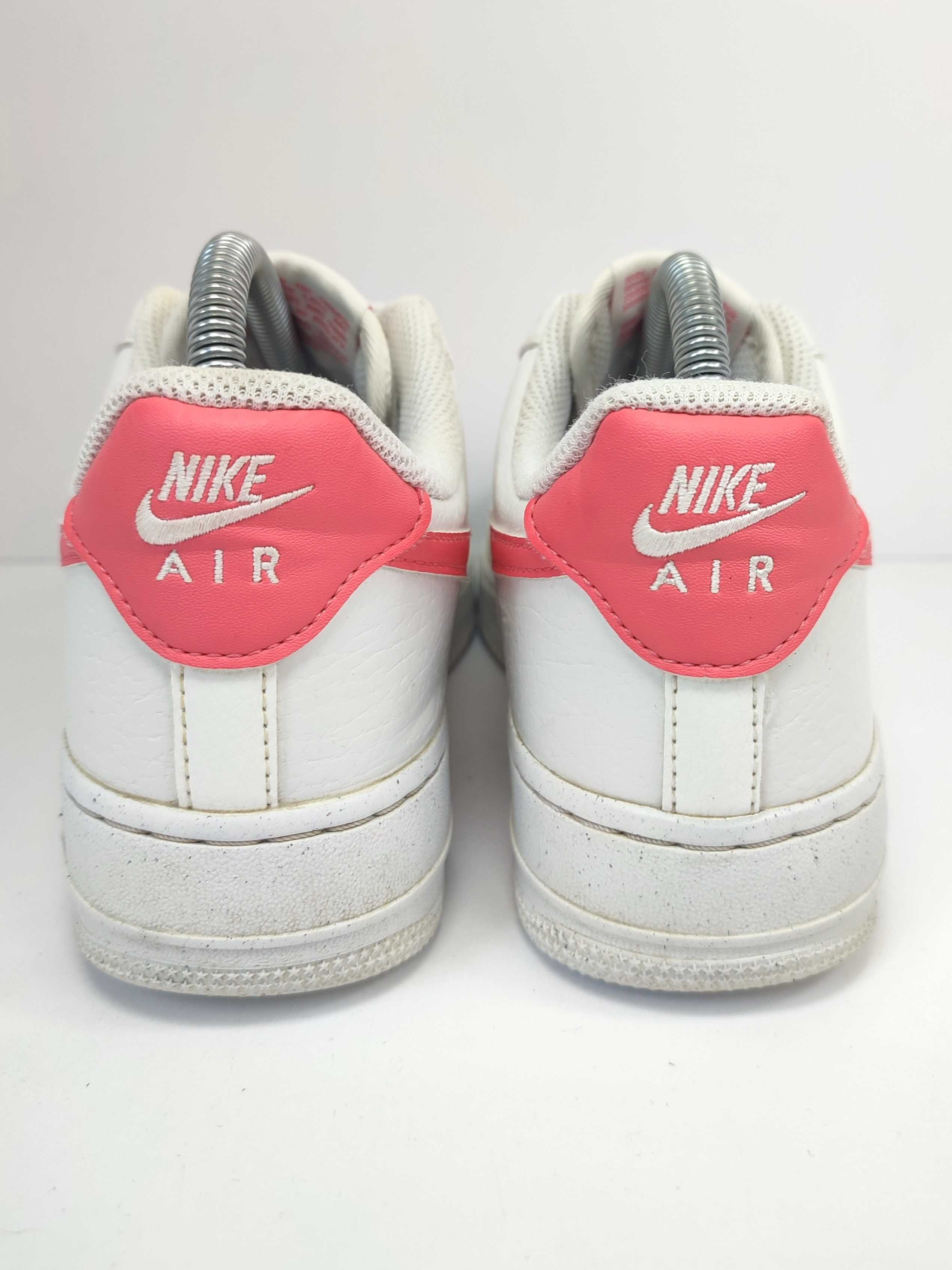 NIKE AIR FORCE 1 '07 SE oryginalne buty r.38,5