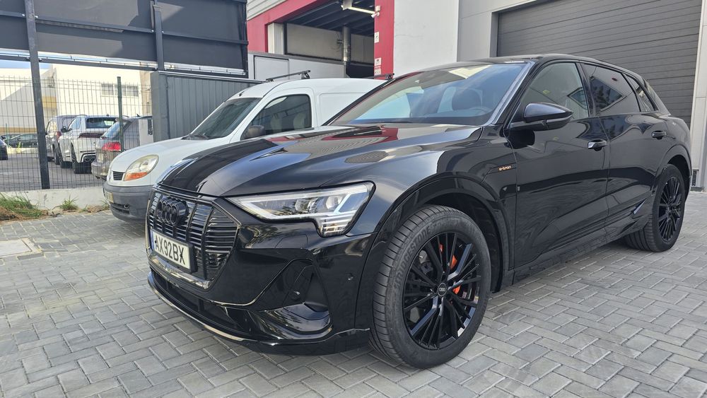 Audi e-tron 55 quattro S line