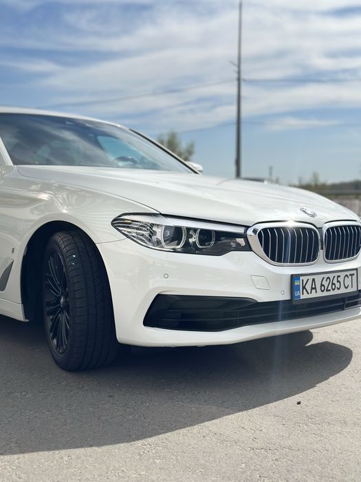Продам BMW G30 530e 2018