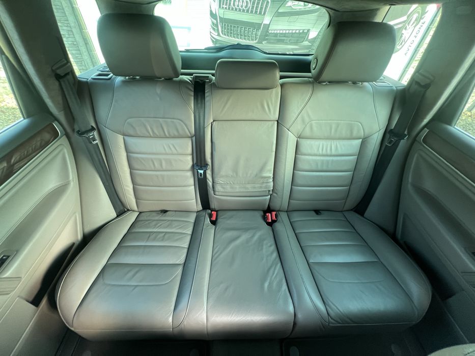 Машина в дуже гарному стані як технічно так і візуально