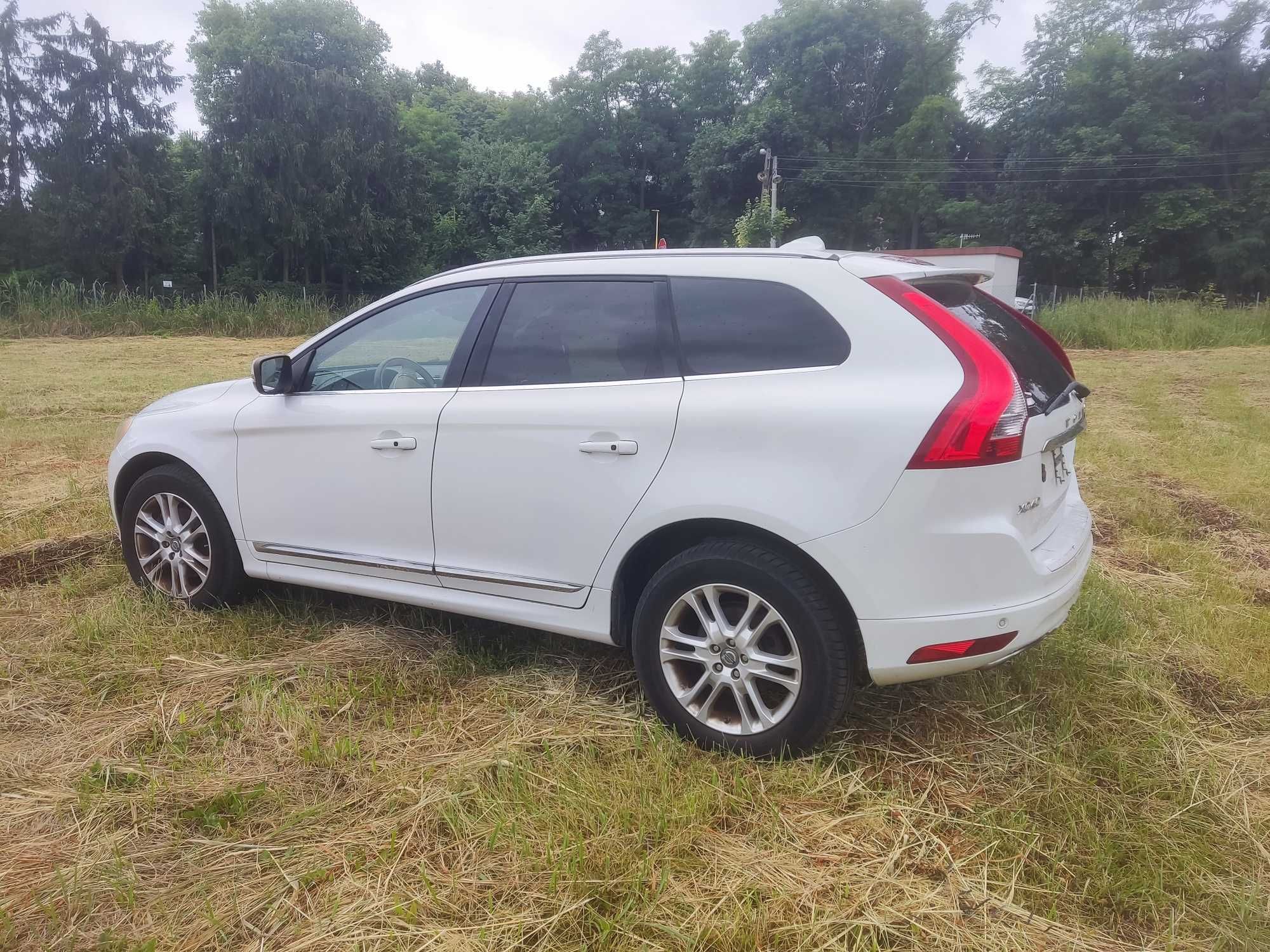 Volvo XC60 2.5 T5 AWD 2015r