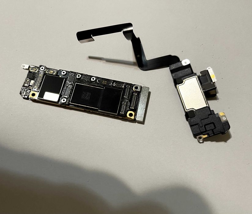 Płyta główna - iPhone 11