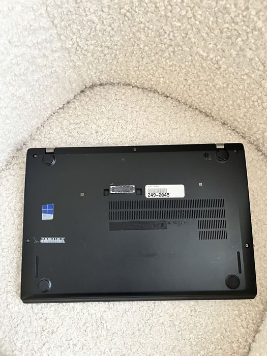 Lenovo thinkpad T470s 4g sim i5-7200u 8/256gb 14”FHDips