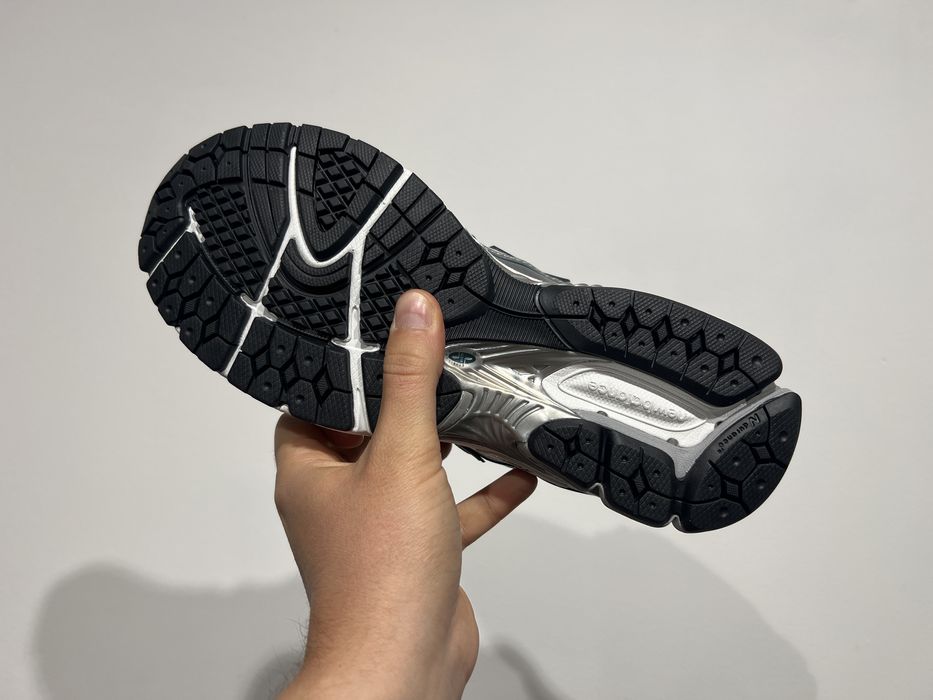 Кросівки чоловічі New Balance 1906R U1906RCE оригінал