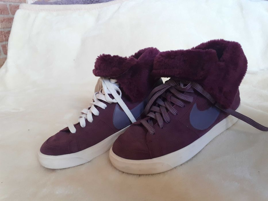 buty NIKE damskie z kożuszkiem rozmiar 38 Skórzane