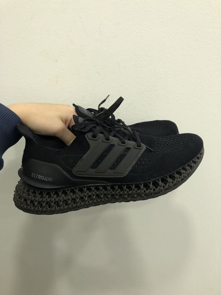 Buty do biegania adidas ultra 4D FWD Triple Black rozmiar 42