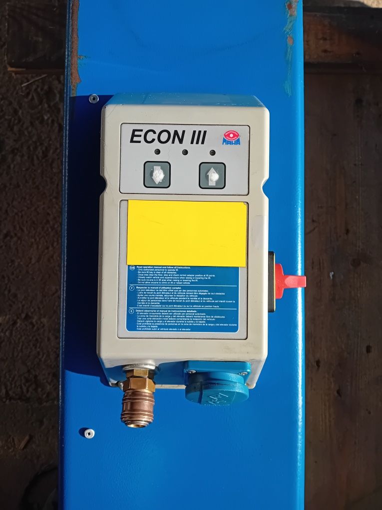 Podnośnik Dwukolumnowy Maha Econ III 3000 kg