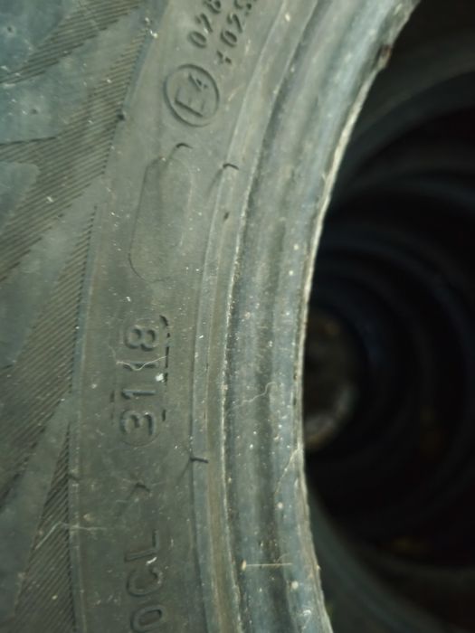 Резина зима Nokian 205/60/r16 (шип)