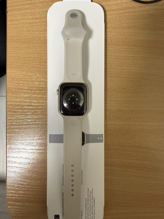 Apple Watch 7 45 мм GPS+LTE