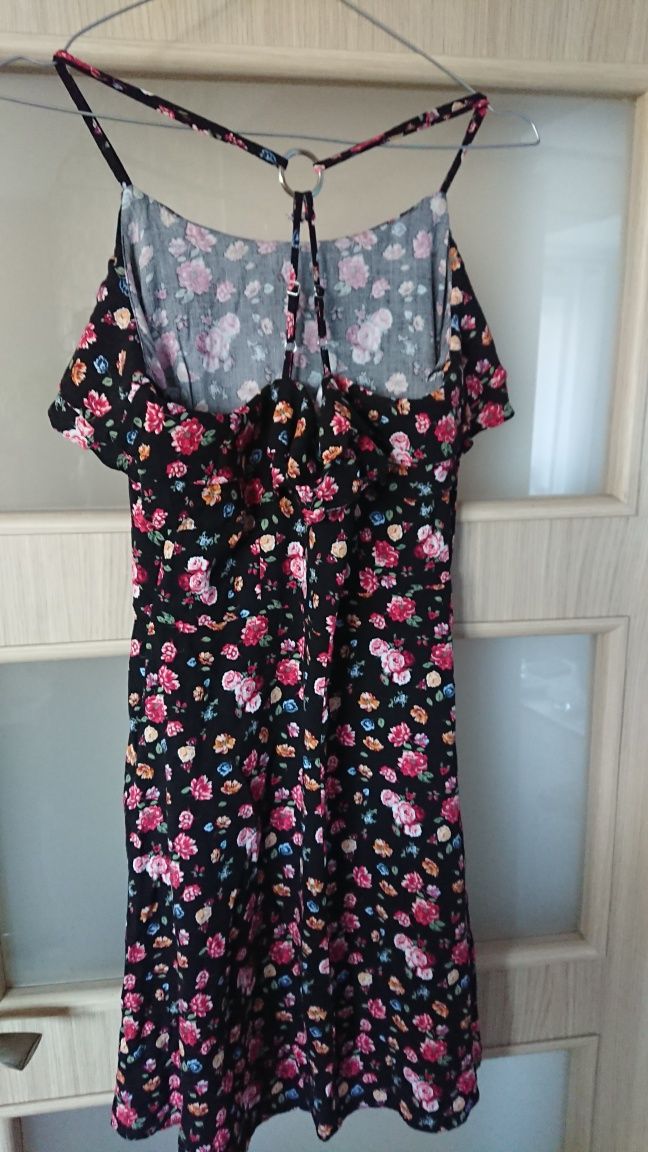 Sukienka cropp letnia