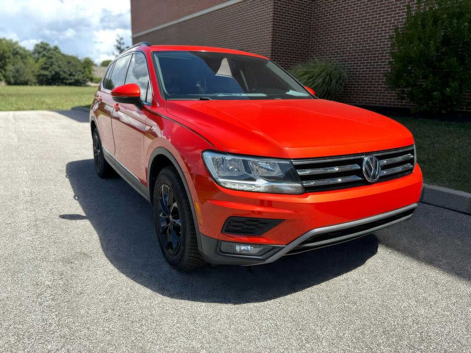 Volkswagen Tiguan      2018