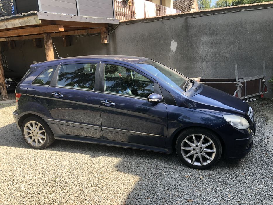 Mercedes B180 Automat skóra