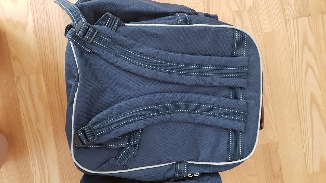 Super plecak piknikowy wycieczkowy z wyposażeniem dla 4 osób