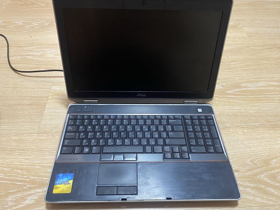 Ноутбук Dell lalitude e6520