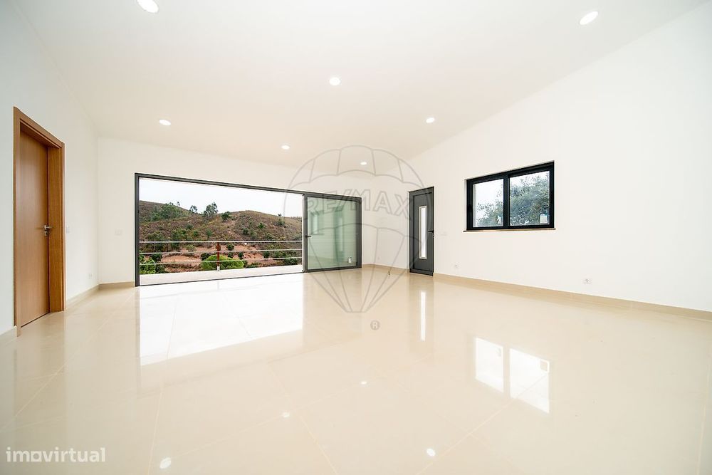 Moradia T3 para venda