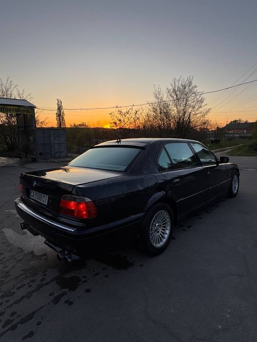 BMW 750 l дизель 4.0