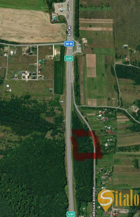 Продаж земельної ділянки під комерцію, с. Деревач