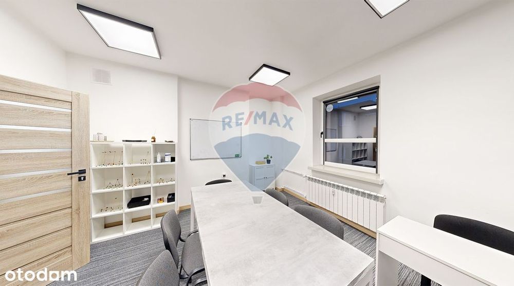 Lokal biurowy 17,07 m2 na III piętrze biurowca!