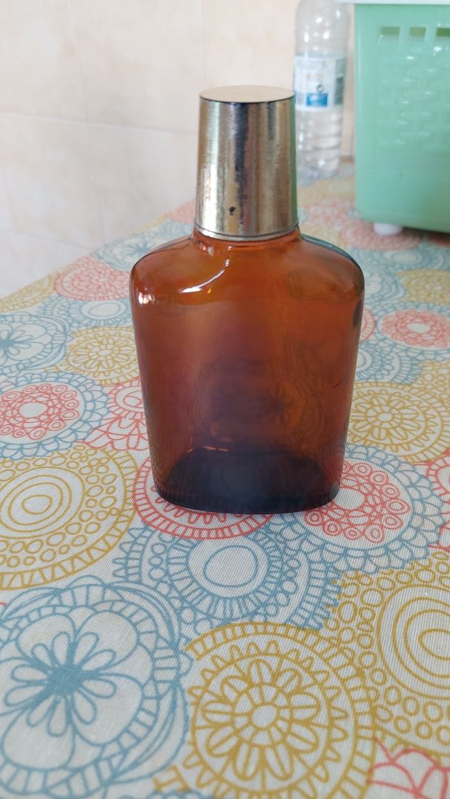 Antigo frasco de farmacia