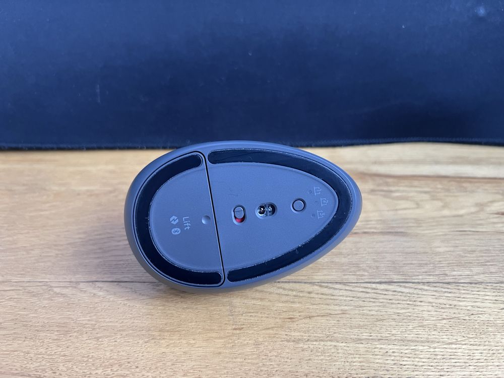 Компʼютерна мишка Logitech Lift Lertical