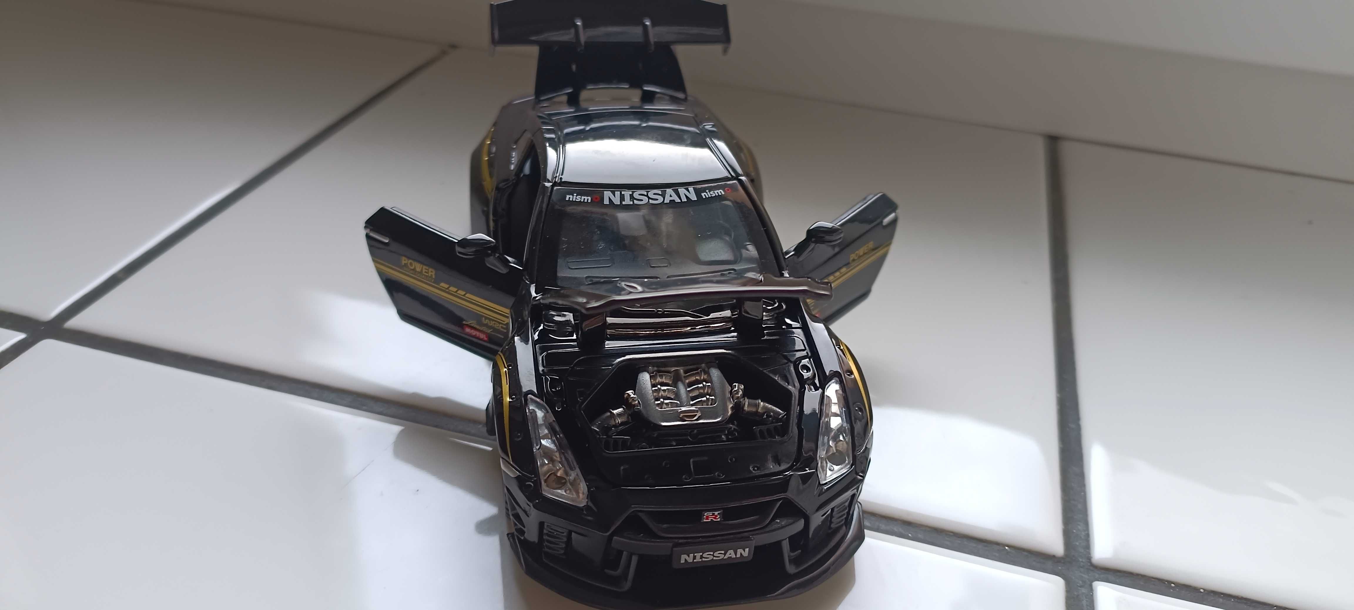 1:32 Nissan Skyline Ares GTR R34