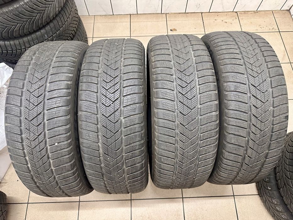 4x PIRELLI Sottozero 3 245/50 R19 105V DOT 4722 RFT