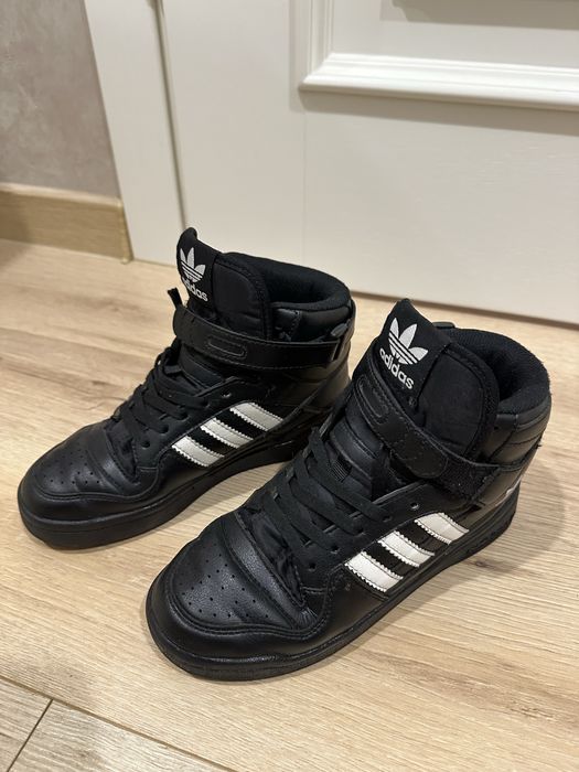 Продам оригінальні хайтопи півчеревики adidas рощмір 37