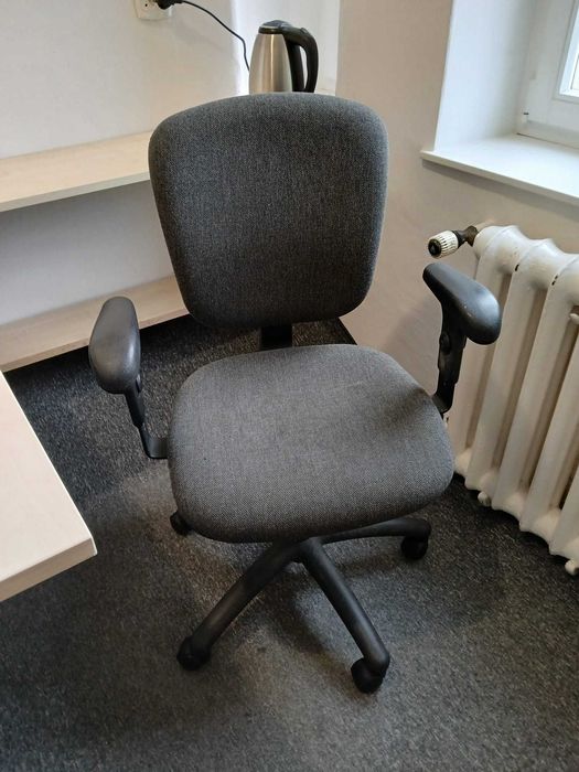 fotel biurowy obrotowy