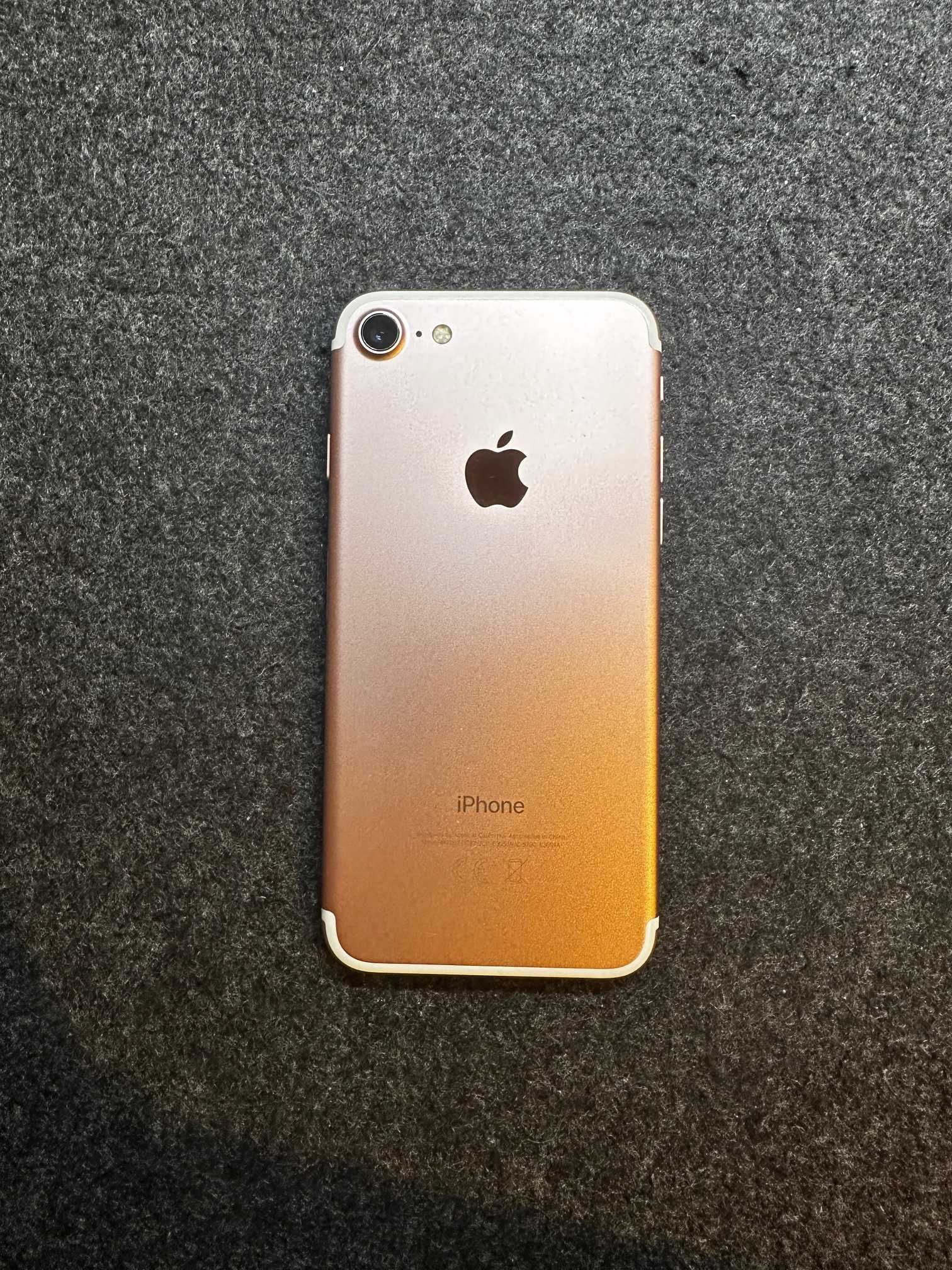 iPhone 7 różowy z kartonem orginalnym